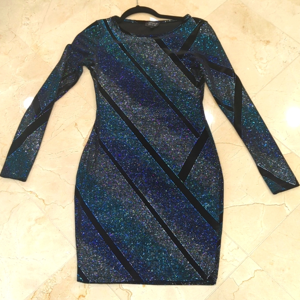 Top shop sparkly black dress Size 6 US with white green blue sparkles